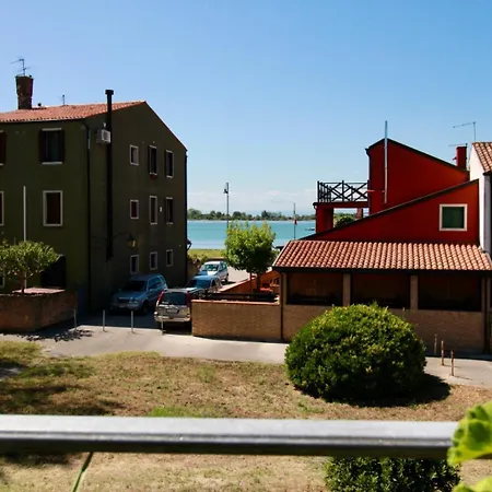 Ca Laguna *